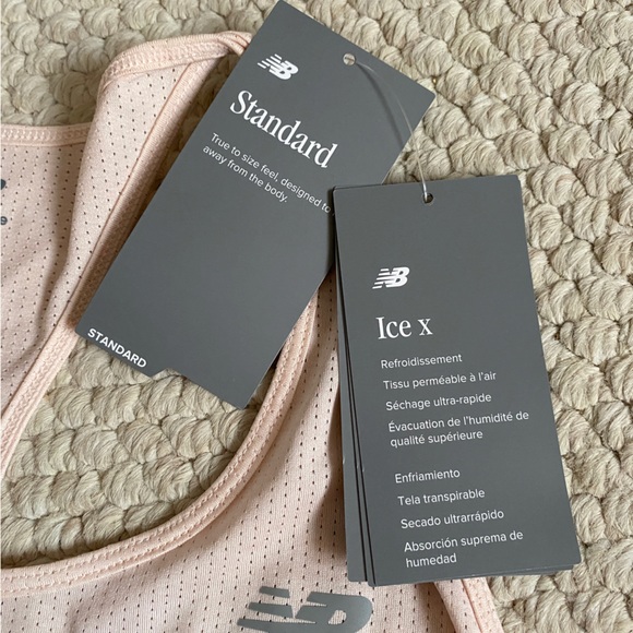 New Balance Tank Top Ice Pink - Picture 2 of 4